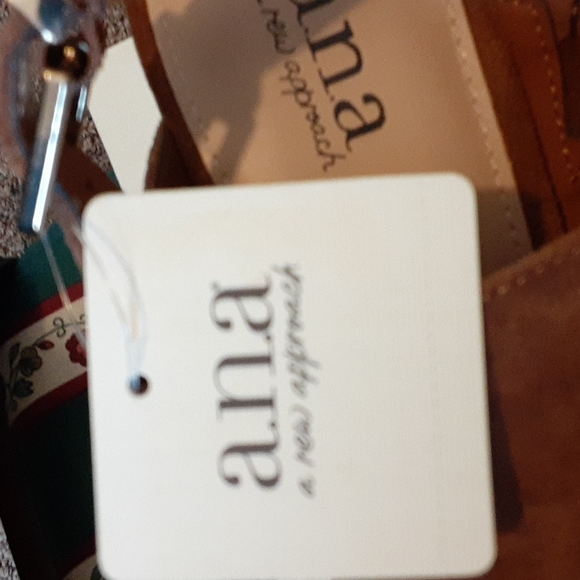 NWT Ana Cognac  Sandels - Picture 7 of 9